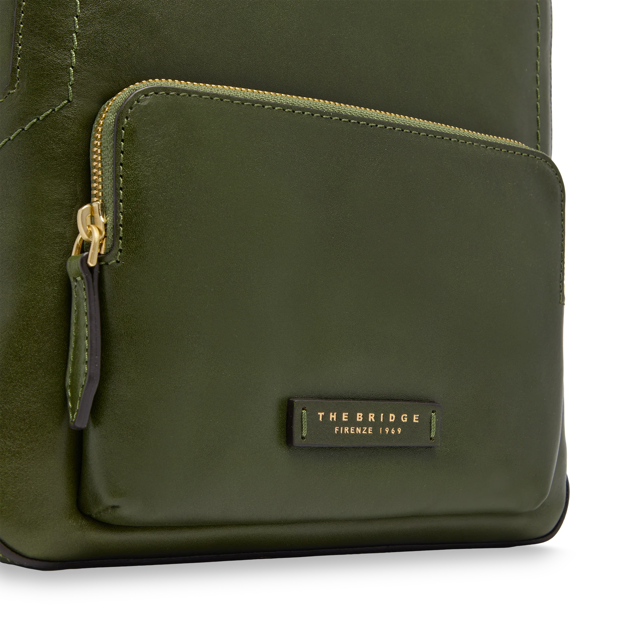 Women’s leather backpack with front pocket - Image 5