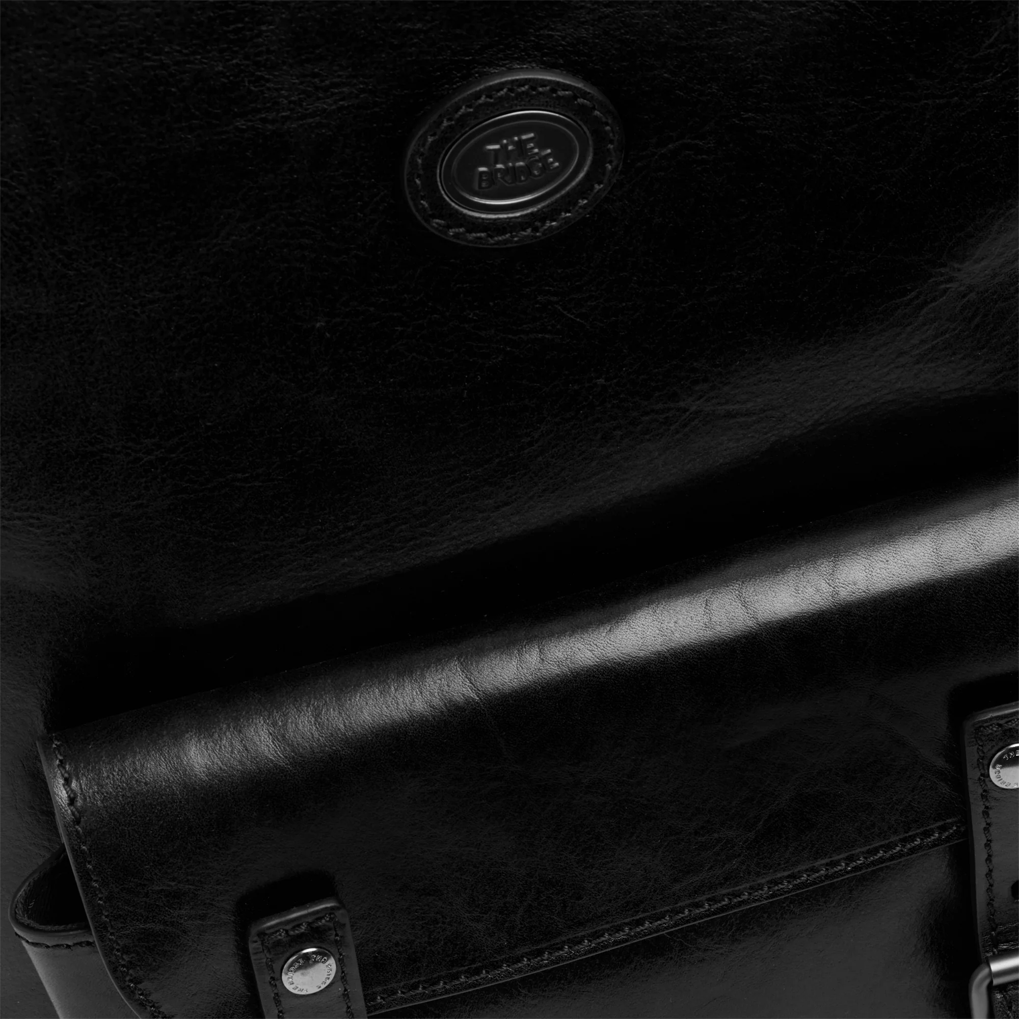 Men’s leather laptop backpack with two zips - Image 5