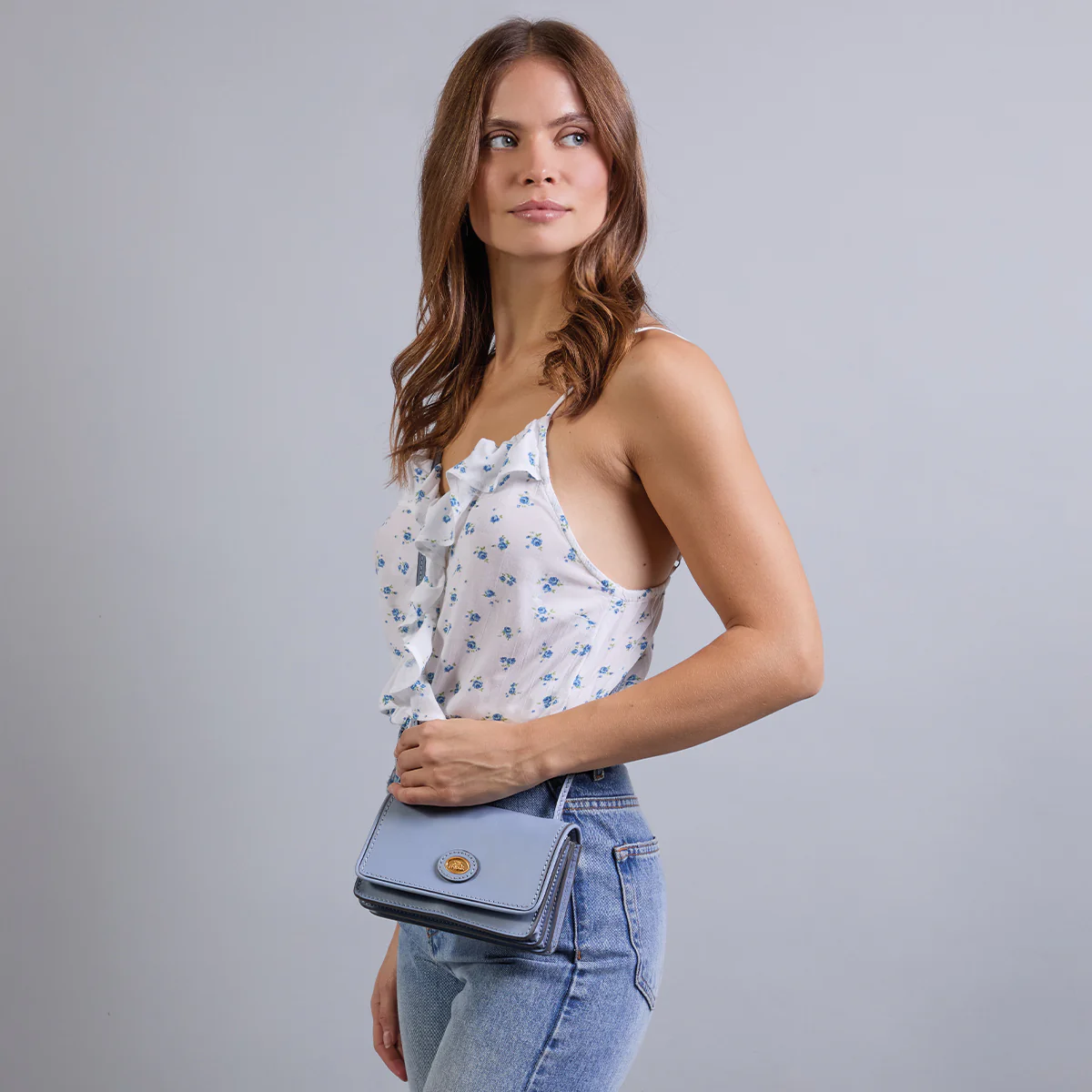 Mini leather crossbody bag - Image 6