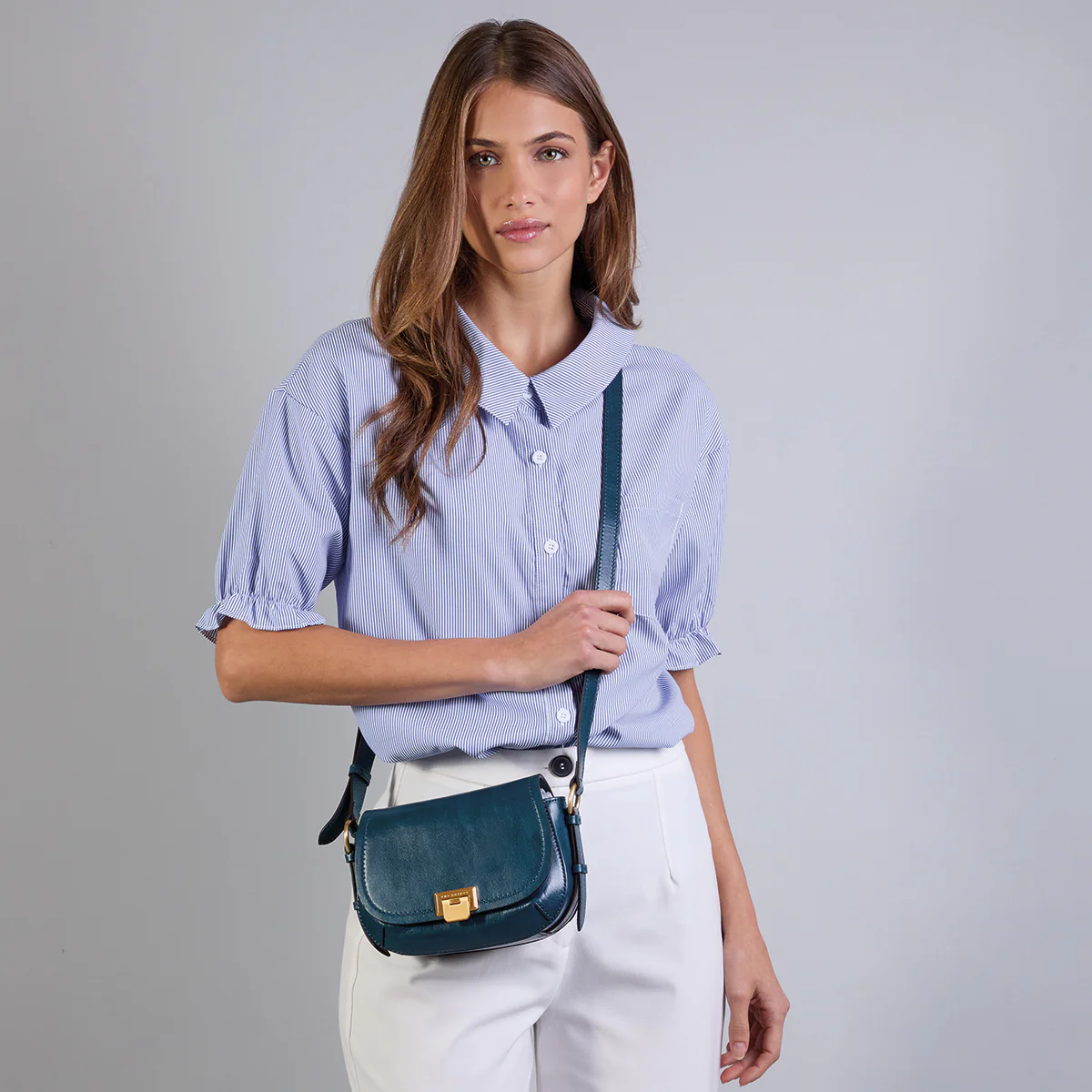 Leather crossbody bag - Image 6