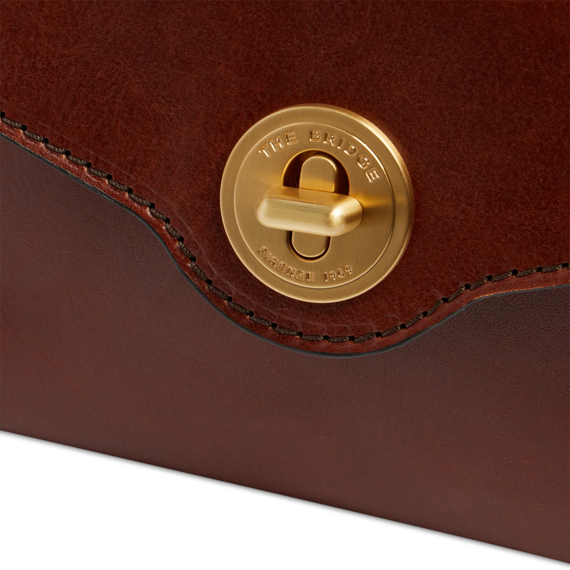 Leather women's bag with removable strap - Image 6