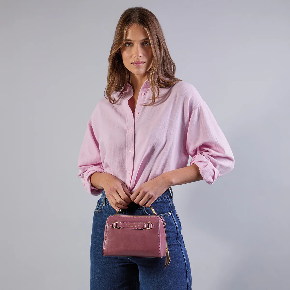 Leather handbag with removable shoulder strap - Image 7