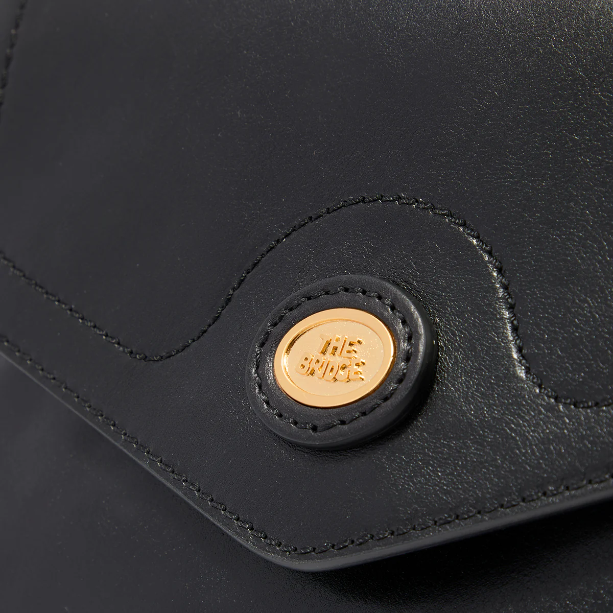 Leather handbag with removable shoulder strap - Image 5