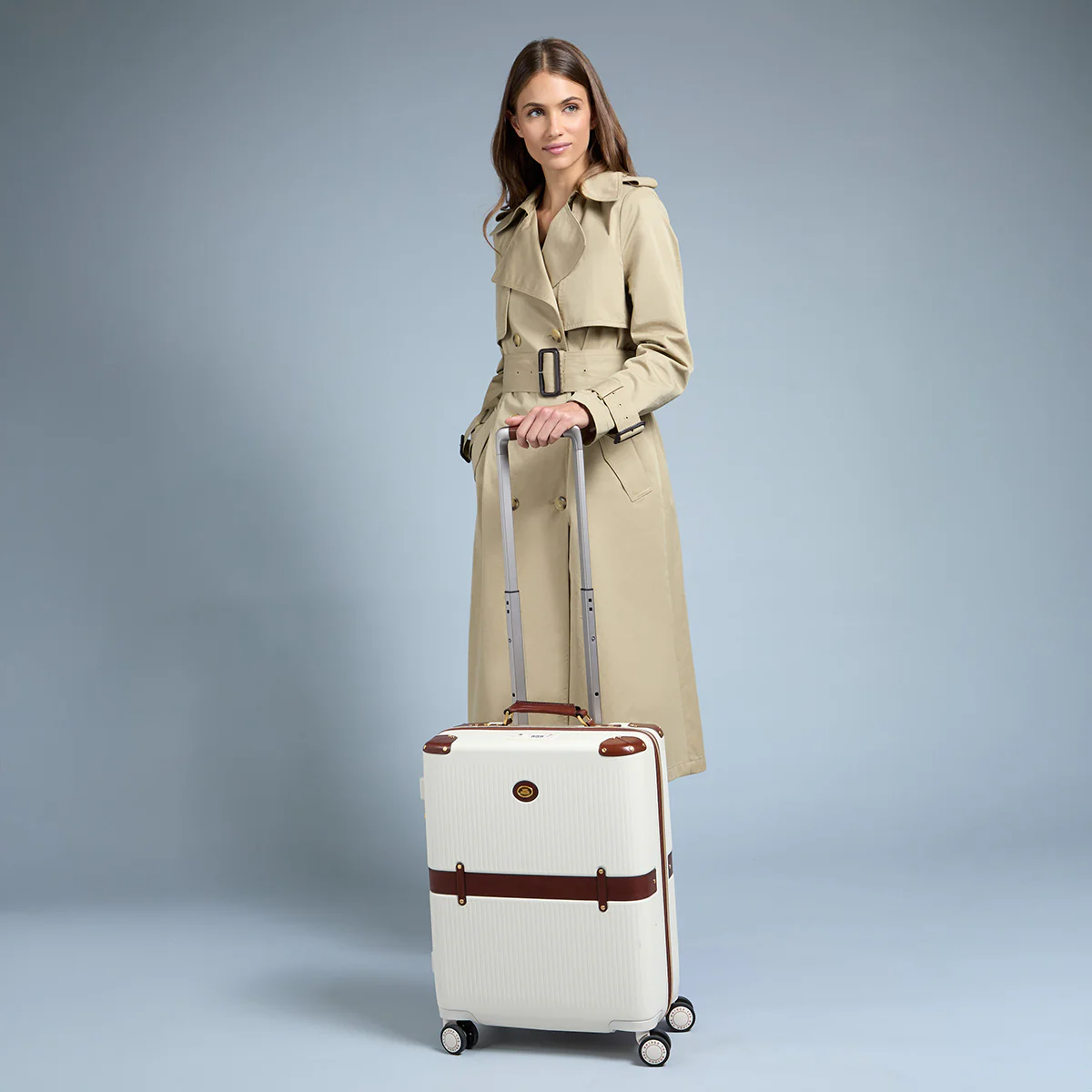 Leather and polycarbonate cabin trolley - Image 6